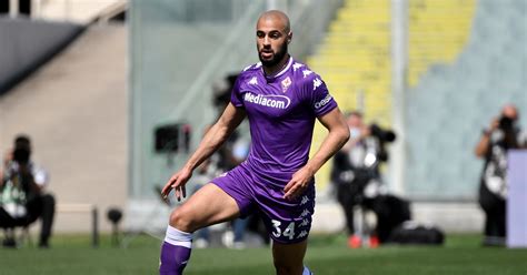 Sofyan Amrabat playing for Fiorentina in Serie A. Artemio Franchi ...