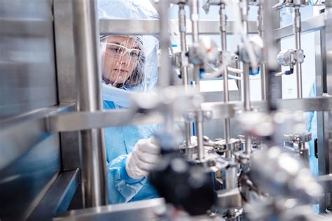 Eli Lilly weight loss pill may best Pfizer, Novo Nordisk drugs