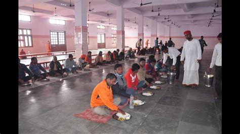 Gorakhnath Mutt ‘sahbhoj And ‘samajik Samrasta Stand Yogi In Good