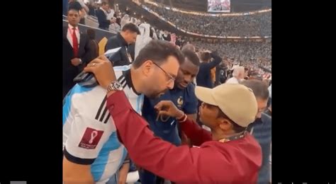 Samuel Etoo R Concilie Supporters Fran Ais Et Argentins En Finale