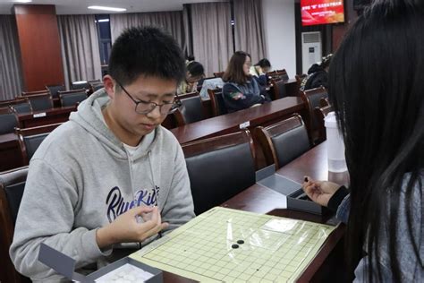 以“棋”会友，乐在“棋”中——商学院“棋”乐无穷五子棋大赛顺利落幕 金陵科技学院