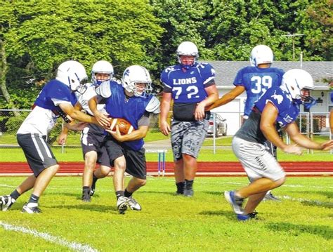 Blue Lion Football Practice Underway Record Herald