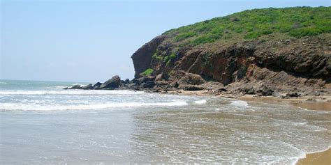 Yarada Beach Vizag (Location, Activities, Night Life, Images, Facts ...