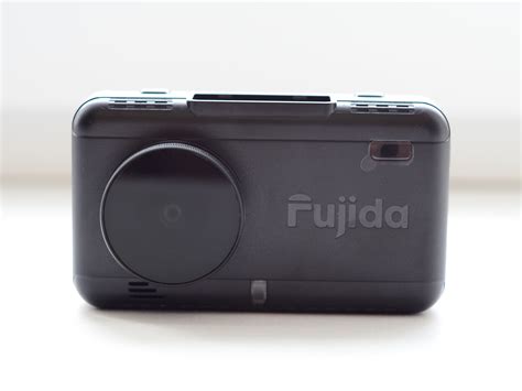 Обзор Fujida Karma Pro S Wi-Fi с поддержкой функций радар-детектора ...