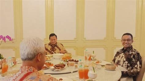 Saat Prabowo Anies Dan Ganjar Kompak Pakai Batik Parang Hadiri Jamuan