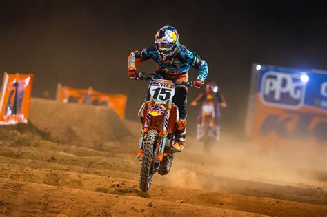 KTM introduces official 2016 Supercross teams and launches new Factory ...