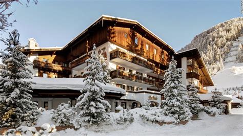 The Worlds Most Beautiful Ski Lodges Cnn Travel