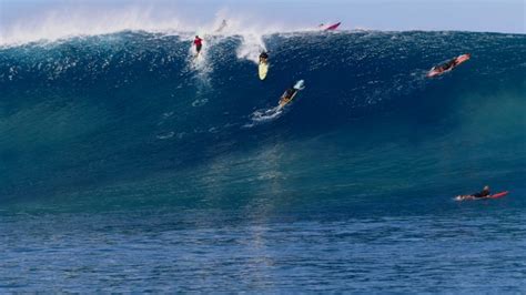 Aussie Surfer Laura Enever Breaks World Record For Biggest Wave Ever