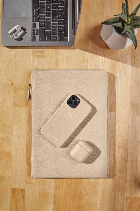 Saharan Nude Leather Accessories MAISON de SABRÉ Classy phone cases Chic phone case