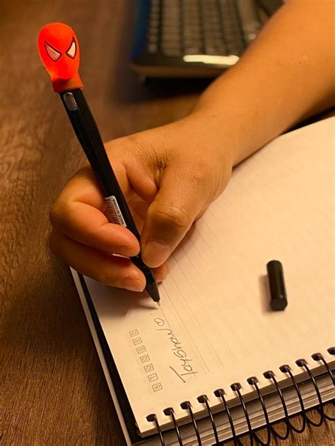 Homem Aranha Toyshow Pop Funko Hot Toys Iron Studios Sideshow Marvel Bonecos Colecion Veis Dc