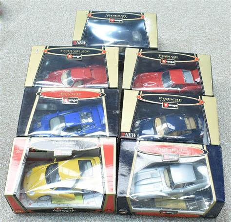 Lot 208 - Burago cars