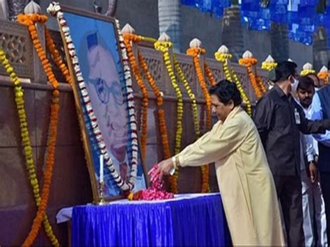 Ambedkar Jayanti भीमराव अंबेडकर की 133वीं जयंती समारोह में बसपा प्रमुख मायावती ने दी