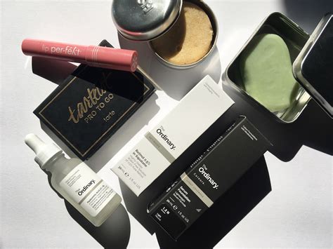 12 Minimalist Travel Makeup and Beauty Products That Make Packing a Breeze