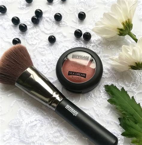 Румяна для лица, оттенок 03 Розовый беж — Silk dream — LuxVisage