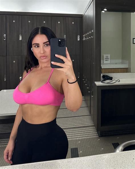 Qui N Es Lauren Pisciotta La Modelo De Onlyfans Que Ha Demandado A