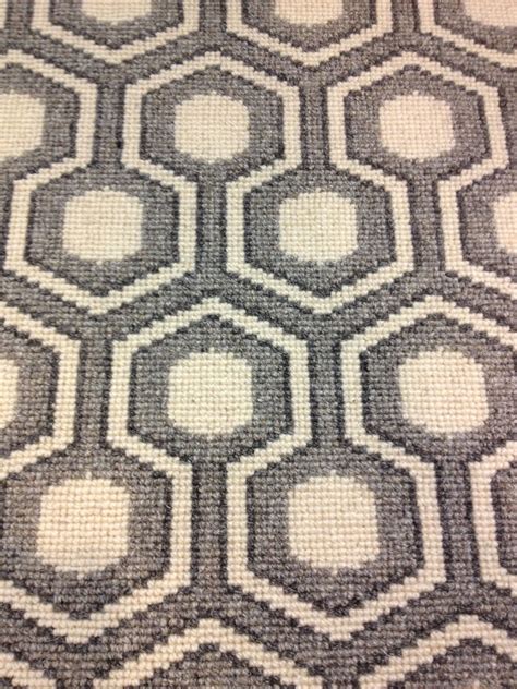 Patterned Wool Carpeting - Carpet Vidalondon