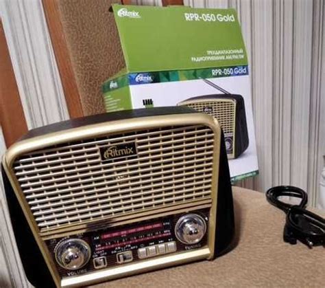 Радиоприемник Ritmix RPR 050 Gold | Festima.Ru – частные объявления
