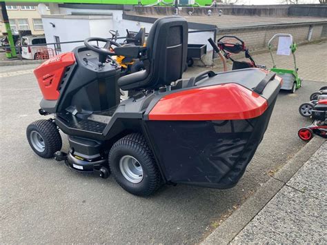 EFCO EF 106 / 24 KH "Exclusive" Rasentraktor | Börger Motorgeräte GmbH