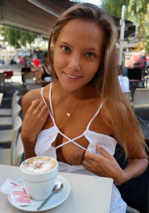 Naked Girl Reading Comedy Undressed At The Everleigh Social Club In Chicago April