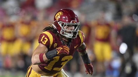 College Football How To Watch The Usc Vs Notre Dame Game Tonight