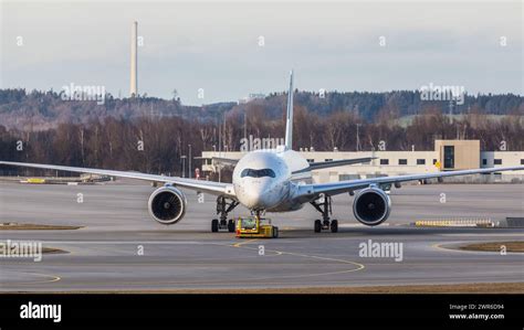 M Nchen Deutschland Januar Ein Airbus A Wird Auf Dem