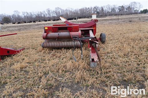 International 720 Pull Type Forage Harvester W 5 Pickup Head BigIron