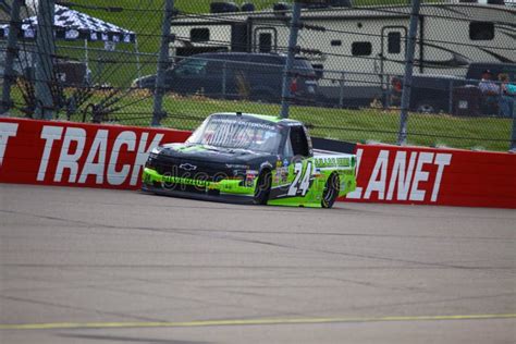 Nascar Gander Outdoors Truck Series Iowa Brett Moffitt