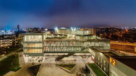 Gallery Of Universidad De Lima Glasfabrik Lamberts Media