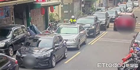 休旅車主控員警騎車擦撞肇逃 警調監視器：沒看到刮痕 Ettoday社會新聞 Ettoday新聞雲