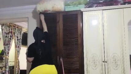 Big Ass Mom Cleaning My Bed Room