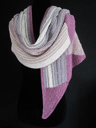 Ravelry Kiss Shawl Regatta Pattern By Mary Ann Lammers