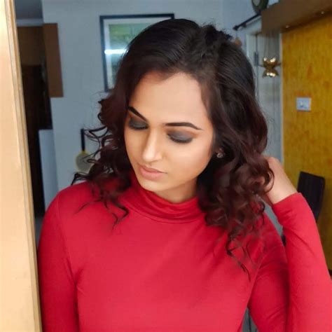 Ramya Pandian Hot Pictures