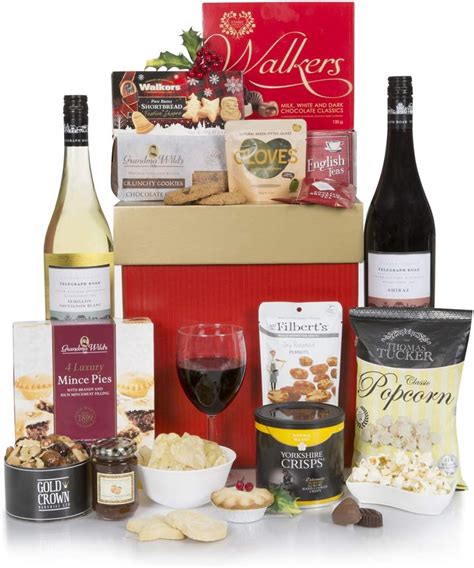 Winter Wonders Christmas Hamper Christmas Hampers Xmas Ts And Wine T Baskets Range