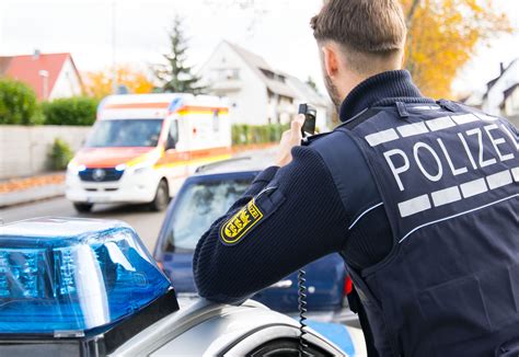 Einsatz Rzte Unterst Tzen Spezialeinsatzkommando Mein Stuttgart