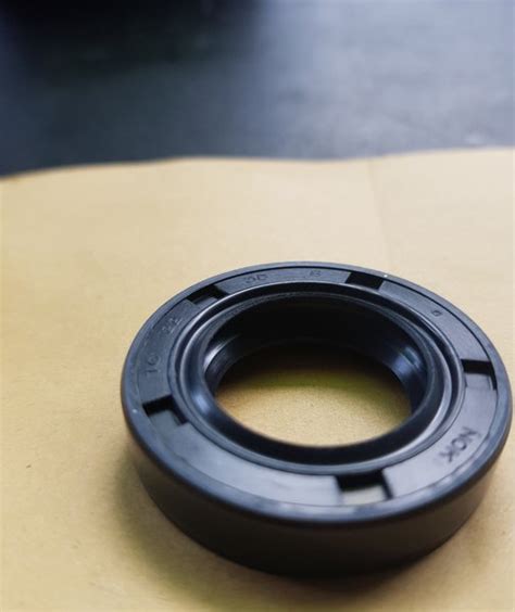 Jual Oil Seal HTC 25 X 38 X 7 NOK Di Lapak INDO SEAL Bukalapak