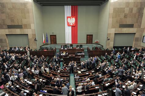 Wybory Parlamentarne Kto Dosta Si Do Sejmu Podajemy Nazwiska