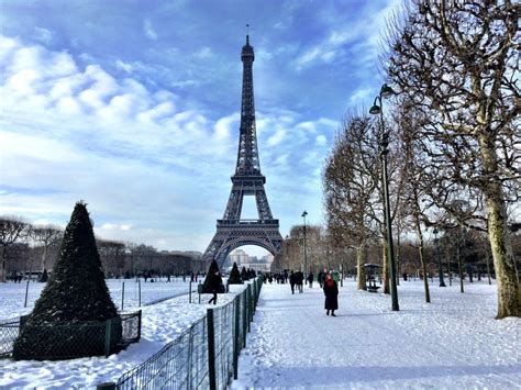 Eiffel Tower Winter Wallpapers Wallpaper Cave