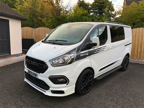 Ford Transit Custom Limited Edition Atelier Yuwa Ciao Jp