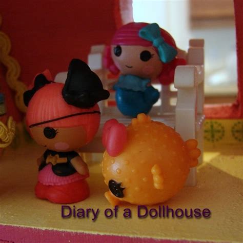 Lalaloopsy Tinies Dolls - I Am NOT Going To Collect These | Diary of a Dollhouse