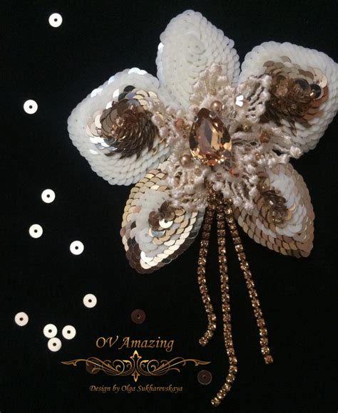 Брошь орхидея из пайеток | Цветы из бисера, Орхидея, Бисерные украшения