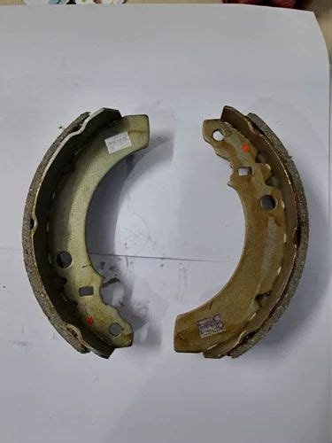 Maxima Bajaj Three Wheeler Spare Parts Brake Shoe Bs Front At Rs