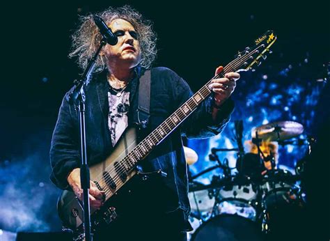 cure ritornano al forum  assago