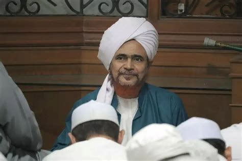 Biodata Dan Profil Habib Umar Bin Hafidz Umur Karier Dan Keturunan