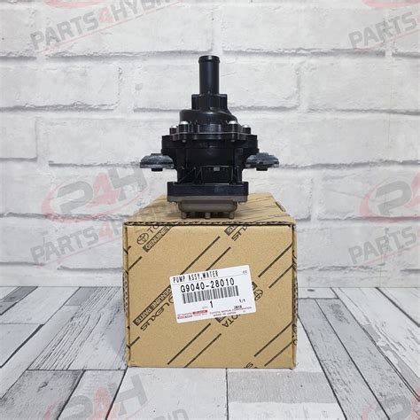 Genuine Toyota Estima Hybrid Inverter Coolant Pump Oem Part G