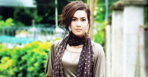 Myanmar Hot Actress And Model Moe Hay Ko S Lv Fashion