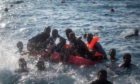 Naufragio En El Mediterráneo Mueren 34 Refugiados En Su Mayoría Niños