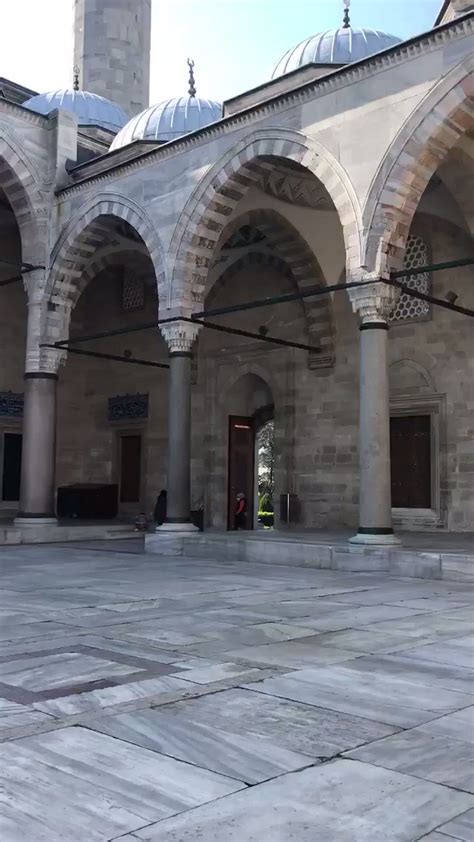 Seda Özen Bilgili on Twitter Süleymaniye Cami şadırvanlı avludayız