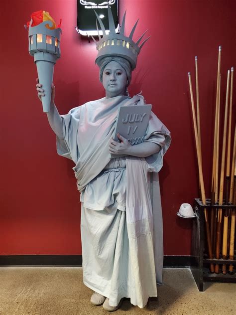 Statue Of Liberty Halloween Love