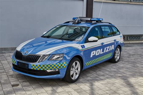 An Italian Police Octavia Combi Škoda Storyboard