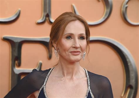 J K Rowling Takes Shots At Daniel Radcliffe And Emma Watson For Their Commitment To Trans